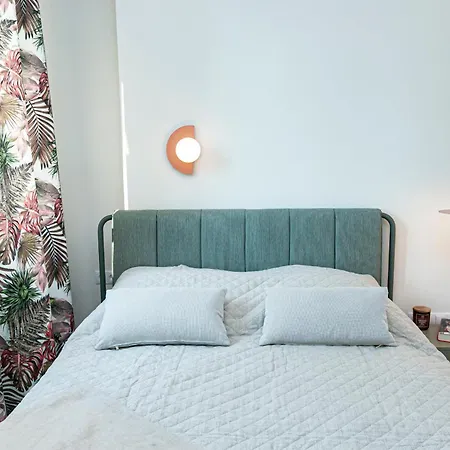 Apartment Rakowiecka - Bezplatny Parking - Free Parking - Stacja Metra 500m - Underground Station 500m Better *