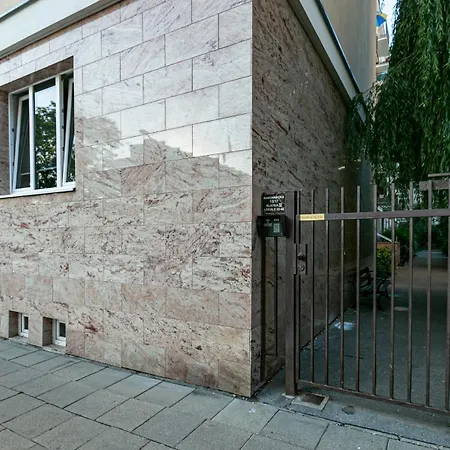 Rakowiecka - Bezplatny Parking - Free Parking - Stacja Metra 500m - Underground Station 500m Better Apartment *